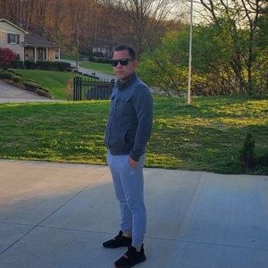 Meet your Posher, Yuniesky